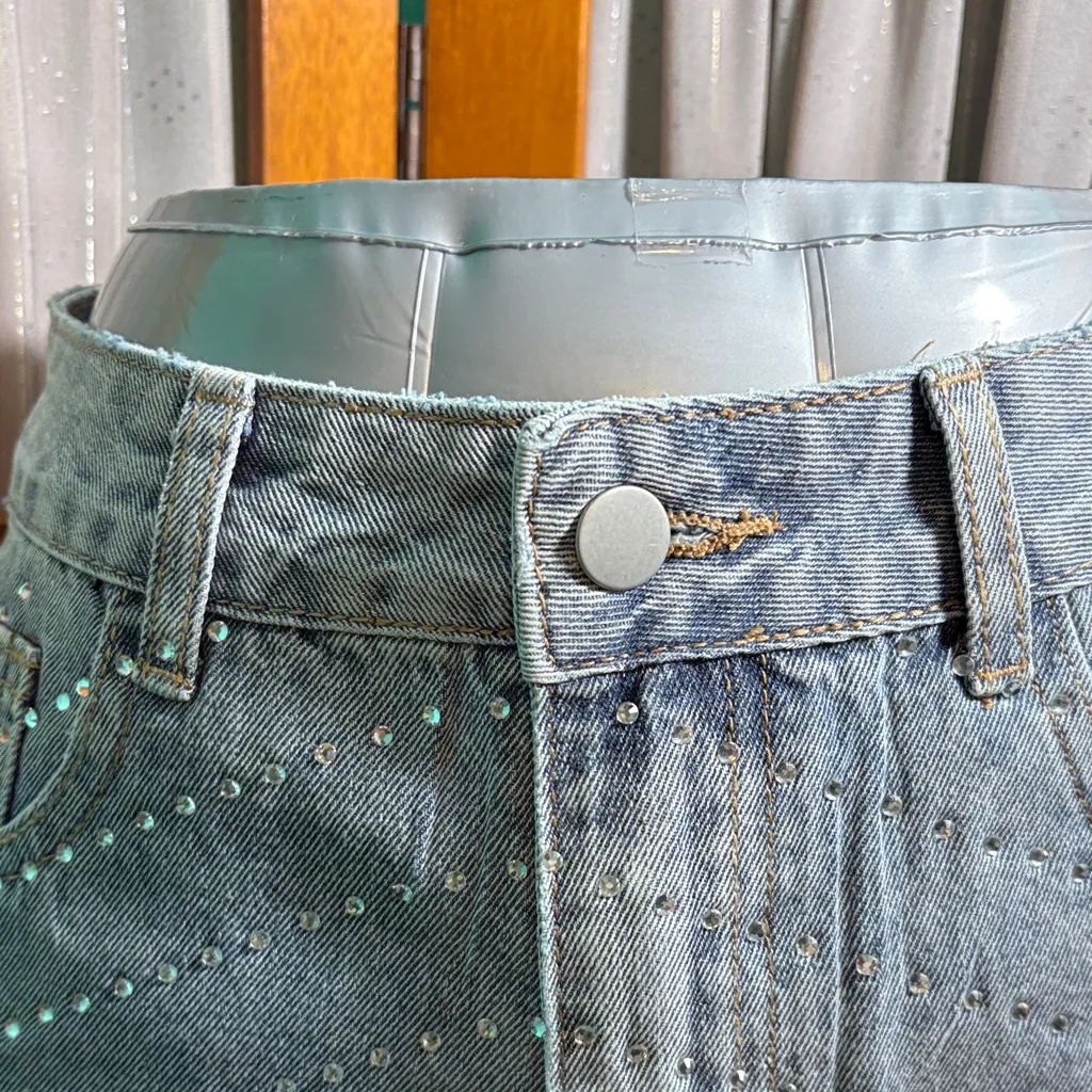 Light Blue Rhinestone Studded casual loose Jean Shorts Size L - Image 5