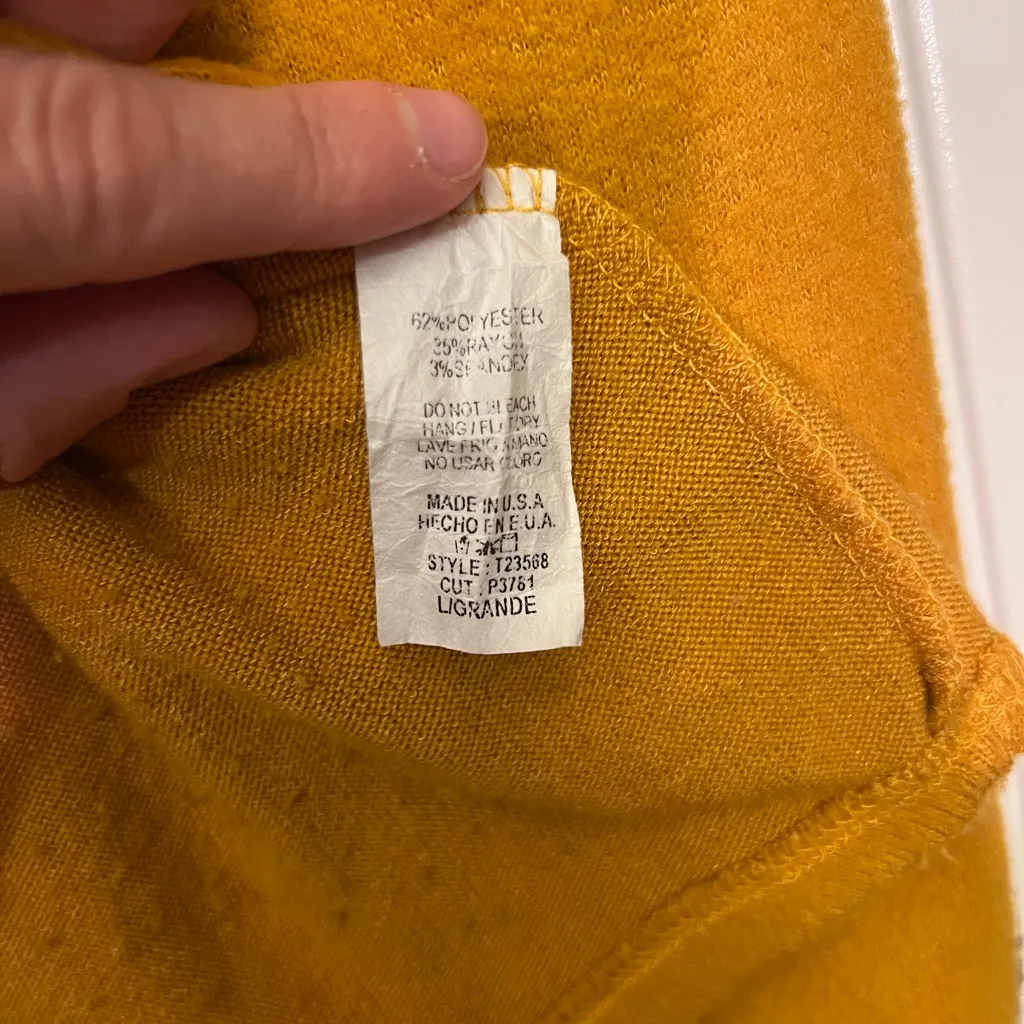 Sweater Yellow Size undefined - Image 3