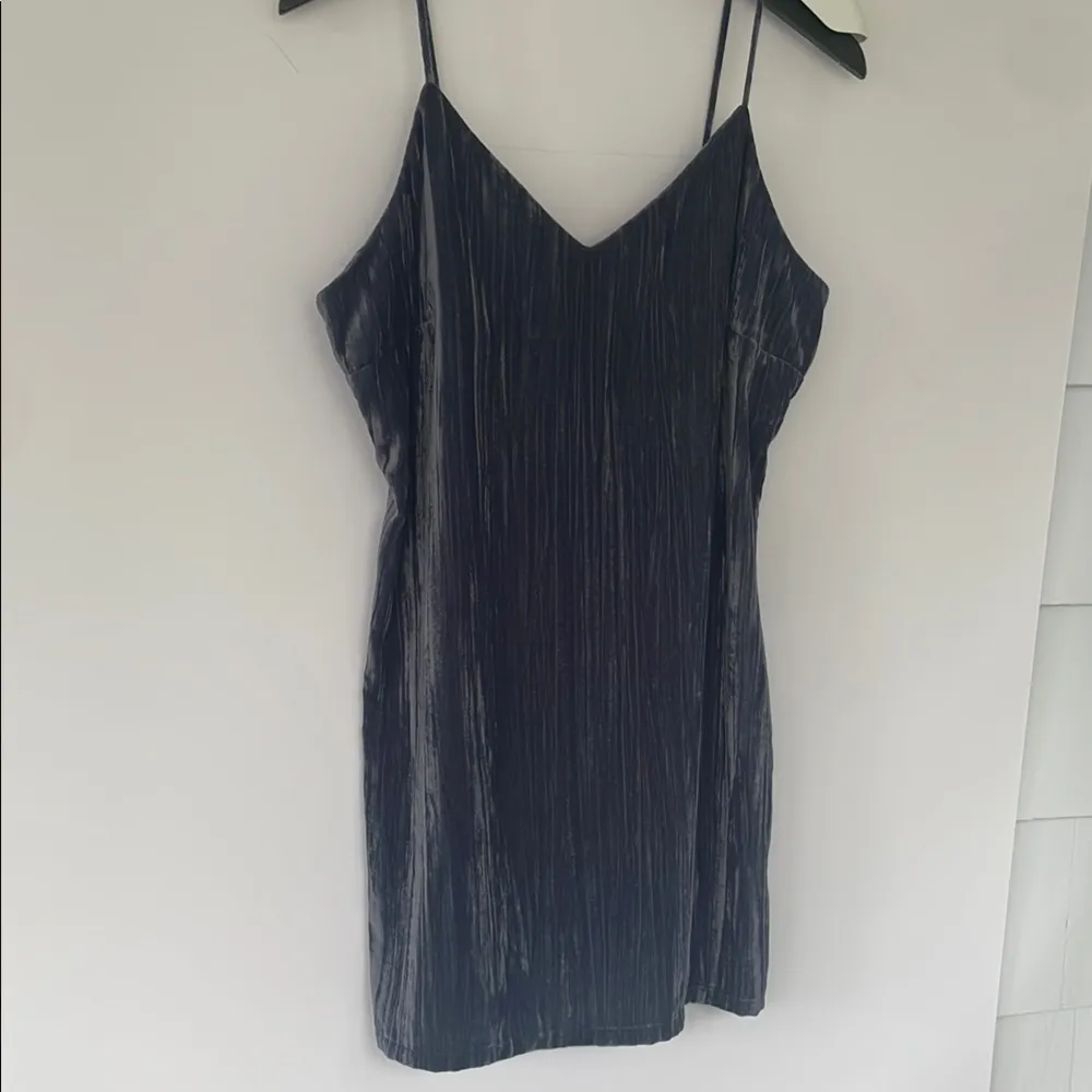 Elodie V-Neck Velvet Cami Dress in Blue Slate Blueish Gray Large - Image 7