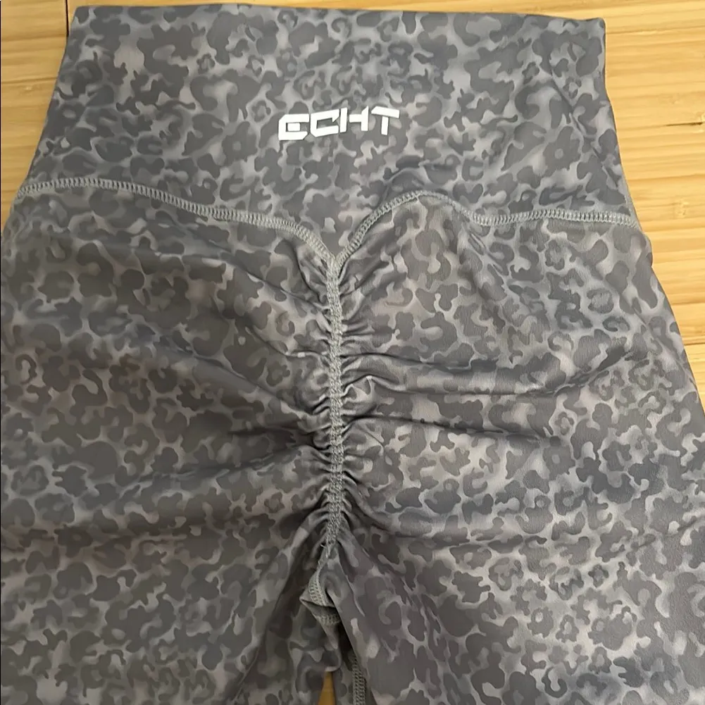 Wild Scrunch Leggings - Grey - Image 5