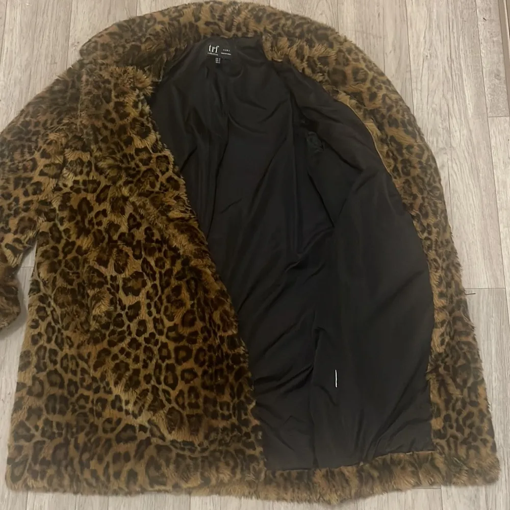 ZARA  trf collection fur jacket. Medium - Image 7