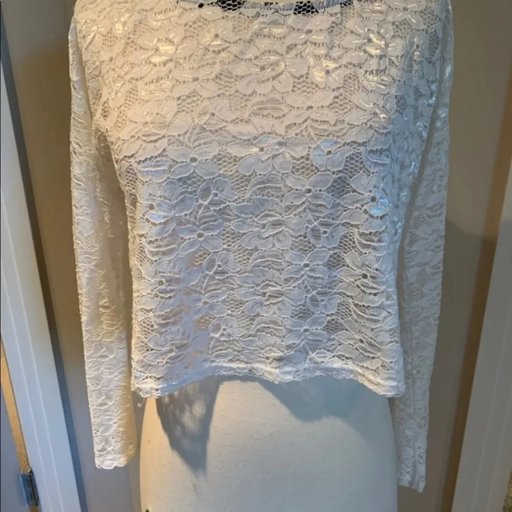 White Lace Long Sleeve - Image 6