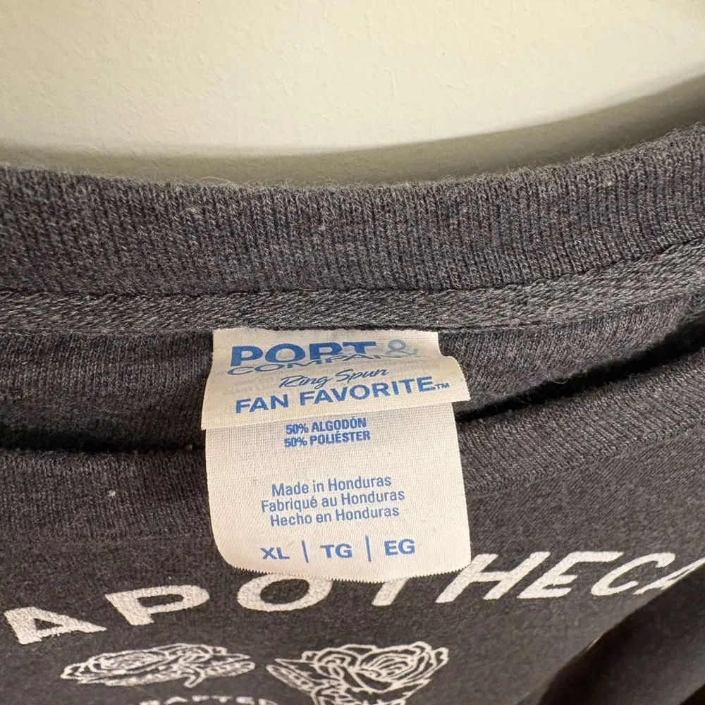 Schitt’s Creek Rose Apothecary Gray Unisex Sweatshirt Size XL - Image 2