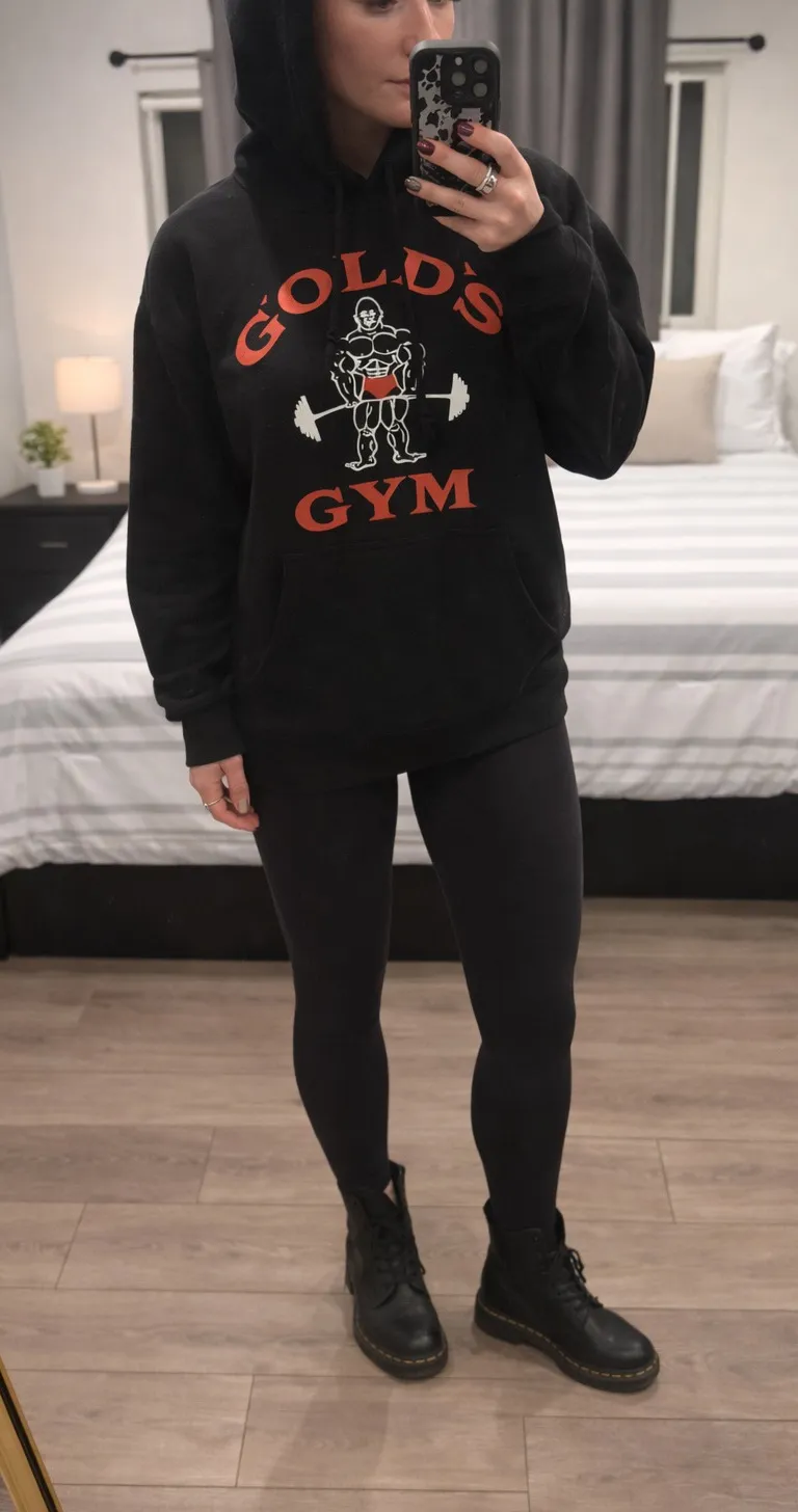 Vintage golds gym hoodie Black - Image 2