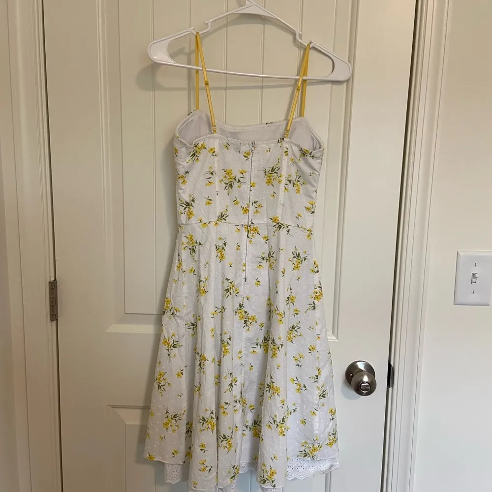 EUC Ruby Rox junior’s white yellow floral lined embroidered dot minidress size 5 - Image 7