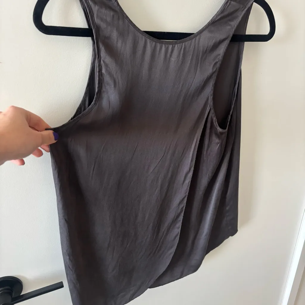 Lunya Washable Silk Top Dark Gray – Size S – Like New - Image 6
