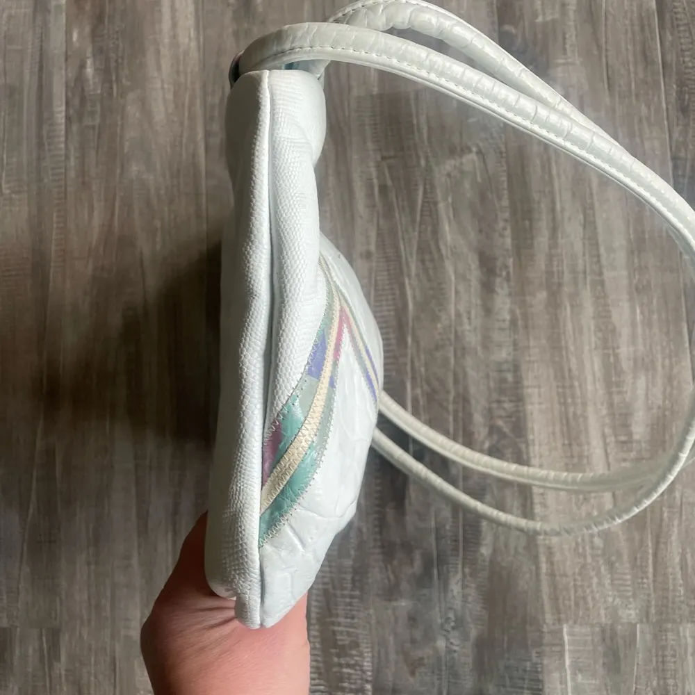 Fifth Avenue Handbags Leather Patchwork Purse White - Image 6