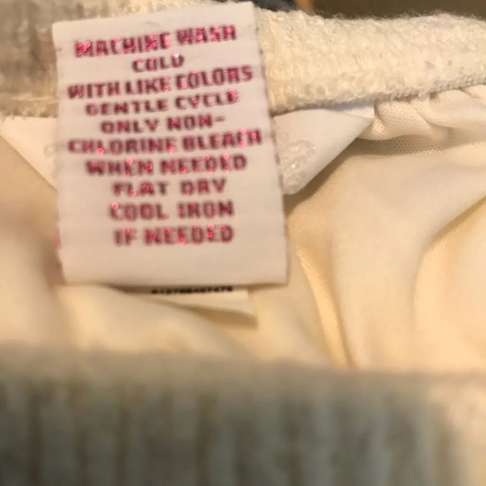 Candie's Prairie Lace Ruffle Off Shoulder Top Medium - Image 7