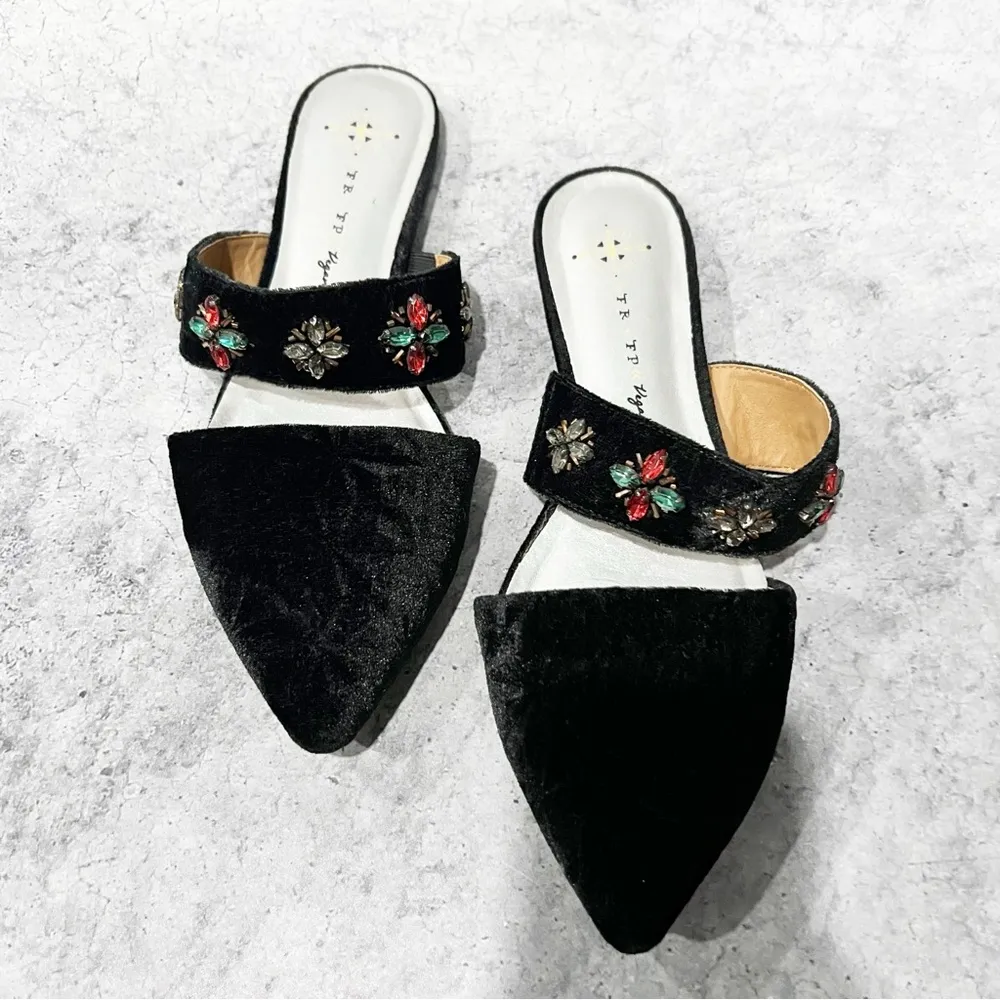Free People Black Velvet Mules Jeweled Embellished Flats Size 9 - Image 2