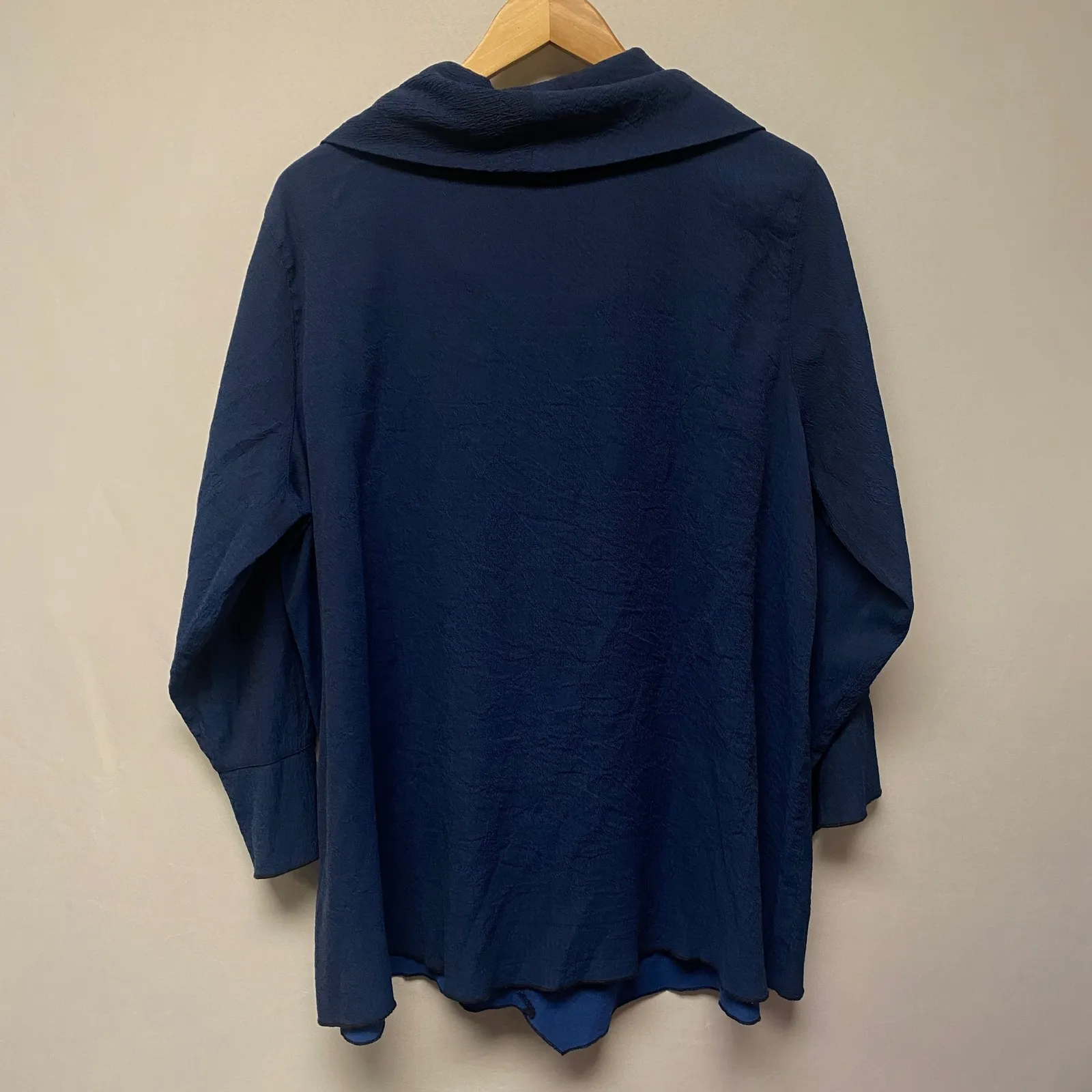 Ali Miles Women 1X Blue Textured Cowl Neck Asymmetrical Tunic Top Modern Classic - Image 7