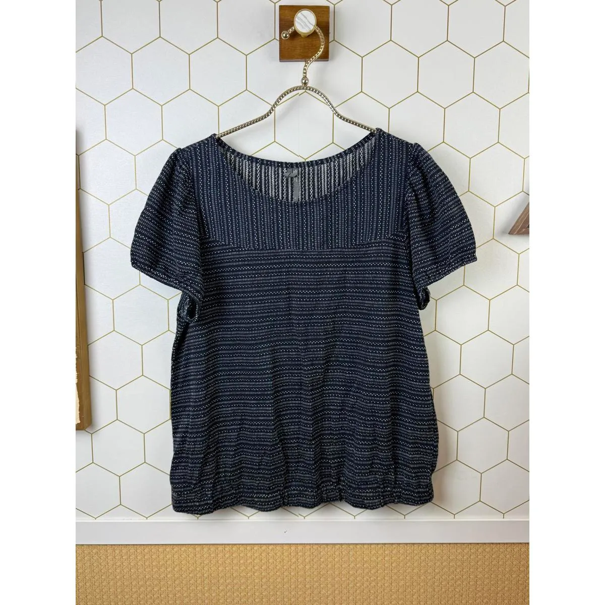 Anthropologie Navy and White Patterned Blue Fitted Bottom Top - Size - Large - Image 5
