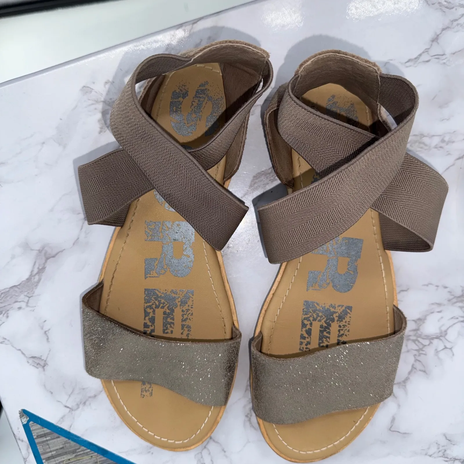 Sorel Ella ll Women 8 Brown Gold Ankle Strap Sandal Gladiators Metallic‎ Casual - Image 7