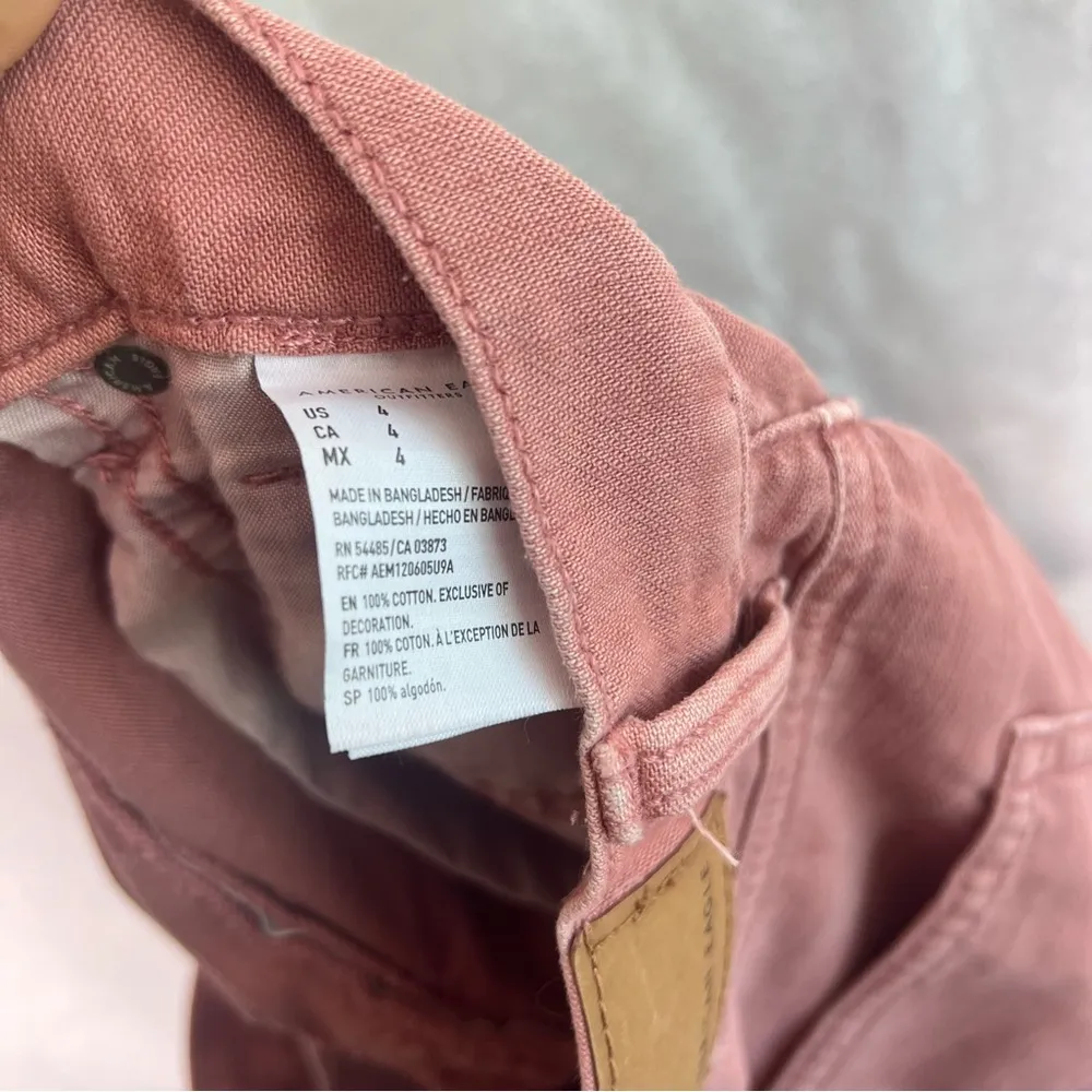 Outfitters Highest Rise Mom Short Distressed Salmon 4 - Image 6