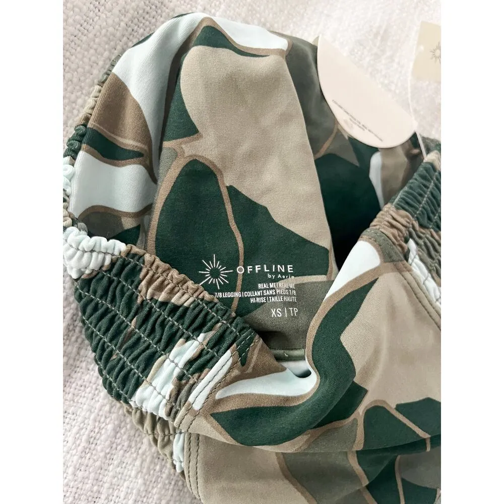 OFFLINE By Aerie Real Me Smocked 7/8 Legging Dusty Seafoam Green Print Sz XS - Image 10