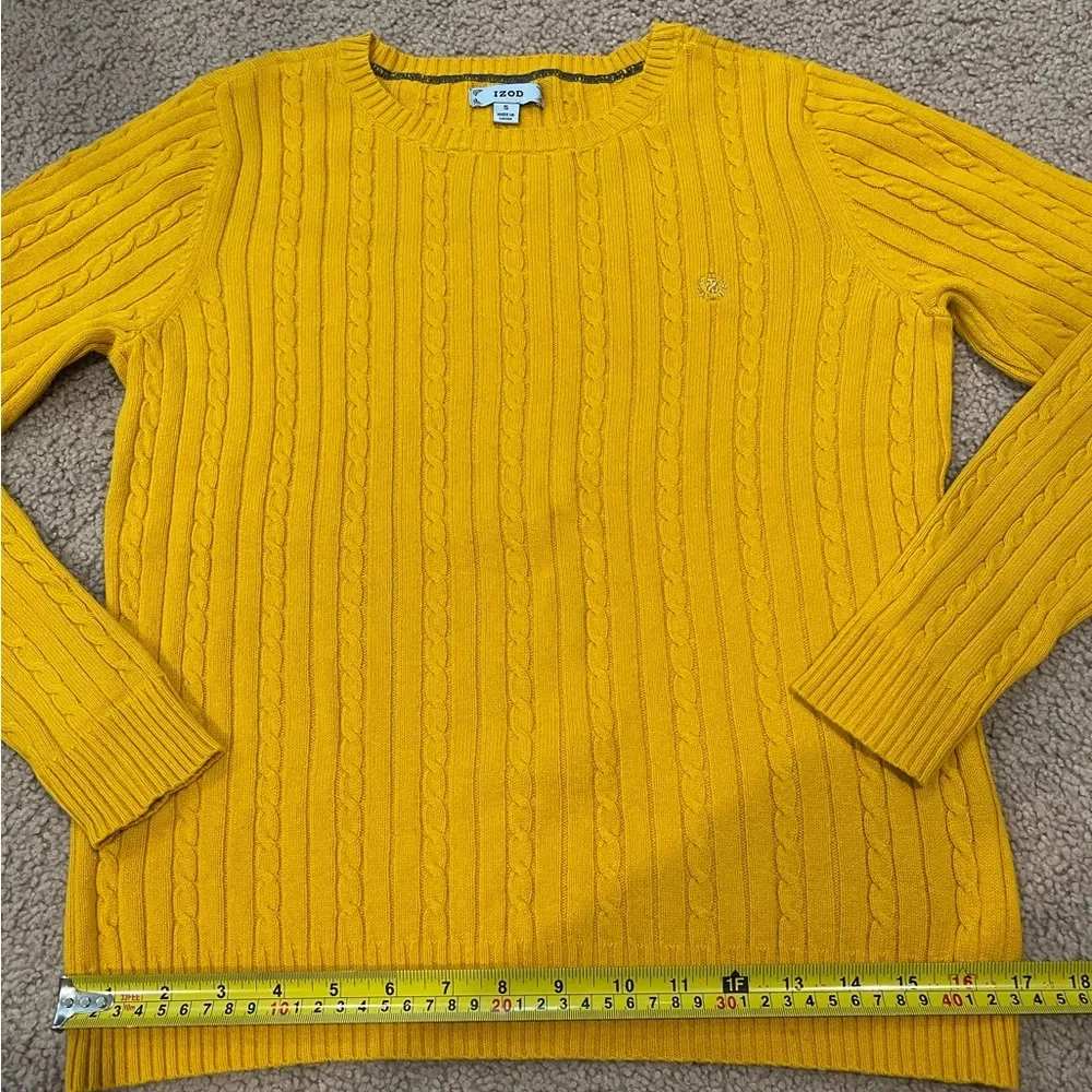 IZOD Women's  golden yellow cable knit sweater - Image 4