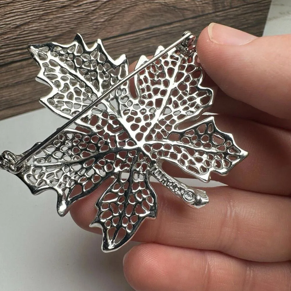 Sarah Coventry Maple Leaf Autumn Fall Signed Brooch Pin Vintage Silver - Image 7