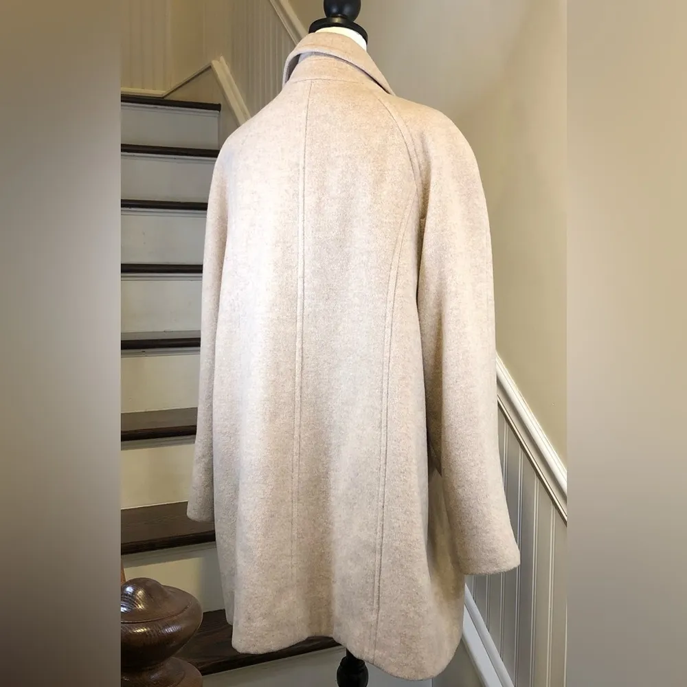 LONDON FOG Women’s Oatmeal Wool Single Breast Button Down Coat Sz - Image 2
