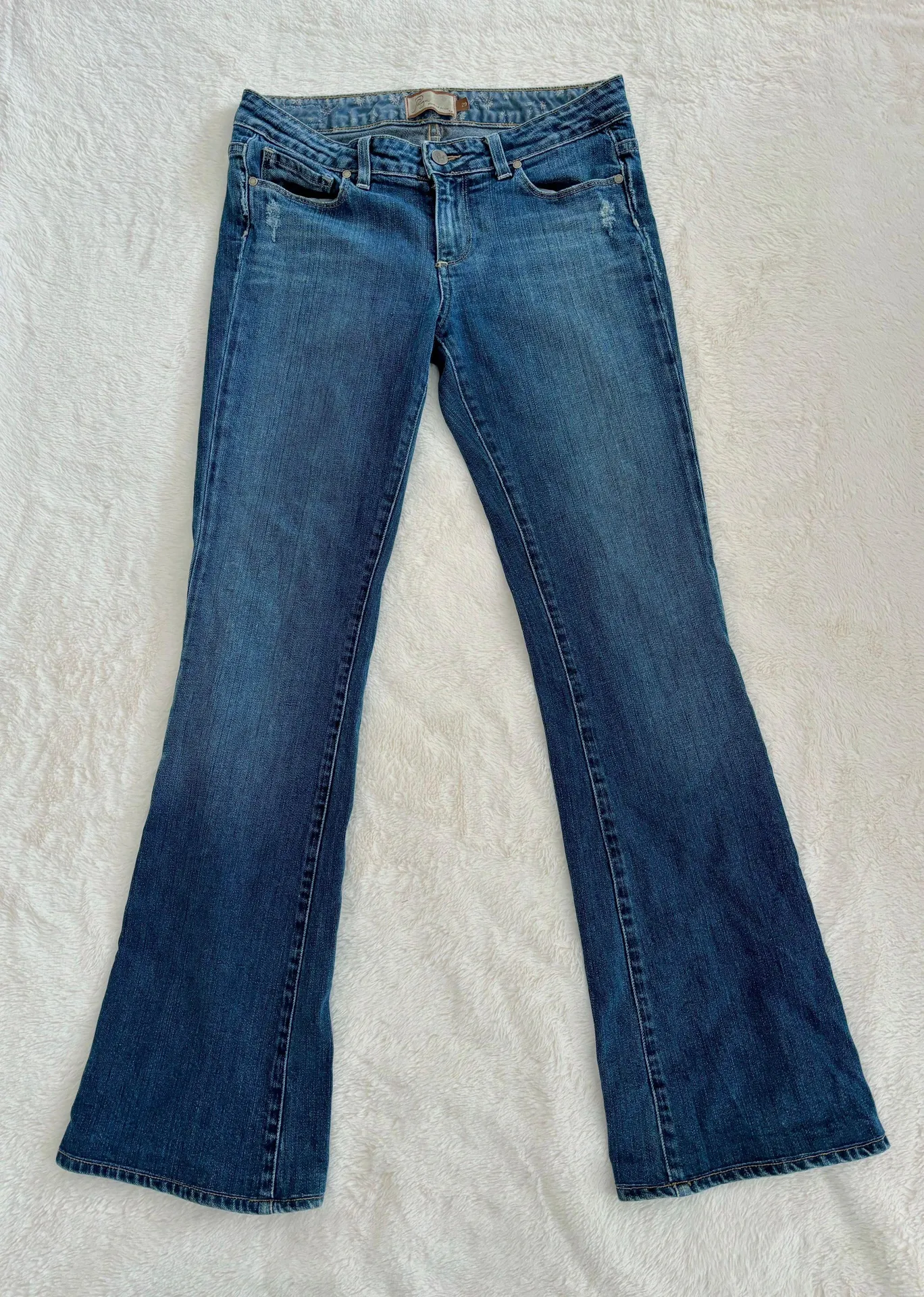 Low Waisted Flare Jeans - Image 2