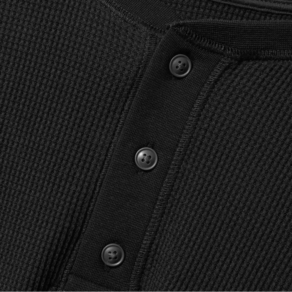 Everlane waffle knit Half button henley in black - Image 4