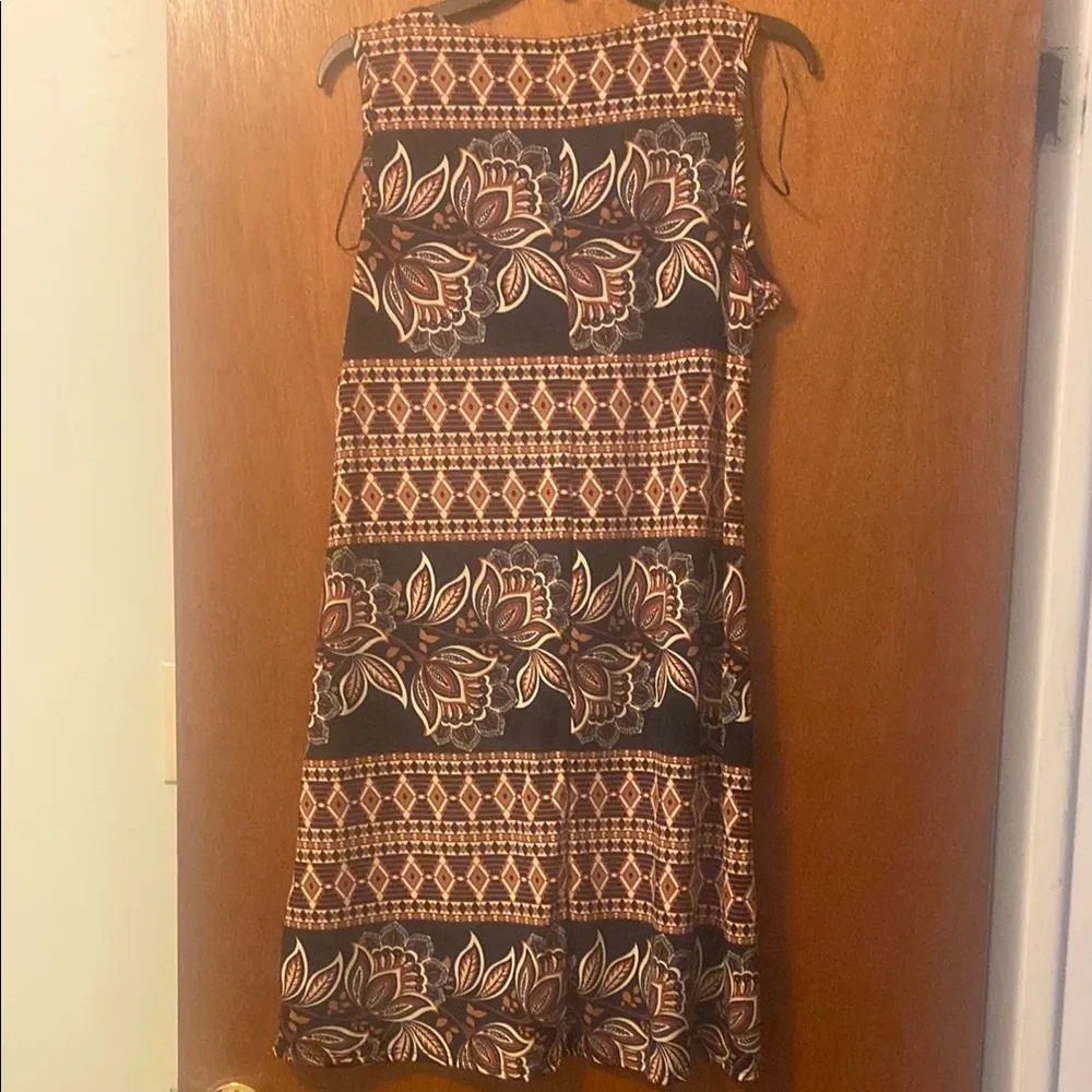 Perceptions Brown and Tan Midi Dress with 3/4 Bell Sleeves - Image 5