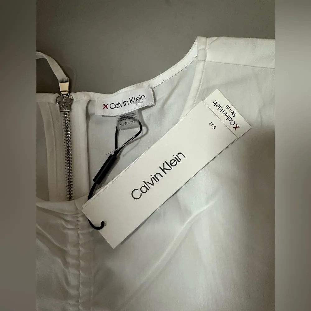 NWT Calvin Klein White Cotton Suit Adjustable Ruched Short Sleeve Women' Blouse - Image 2