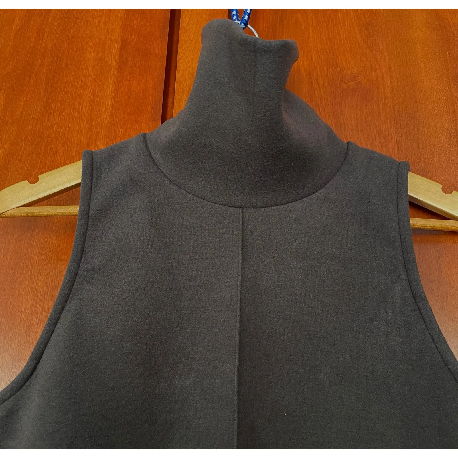 OGL Turtleneck Split Hem Top Sleeveless FuzzLuxe Deep Grey Size Medium Gray - Image 3