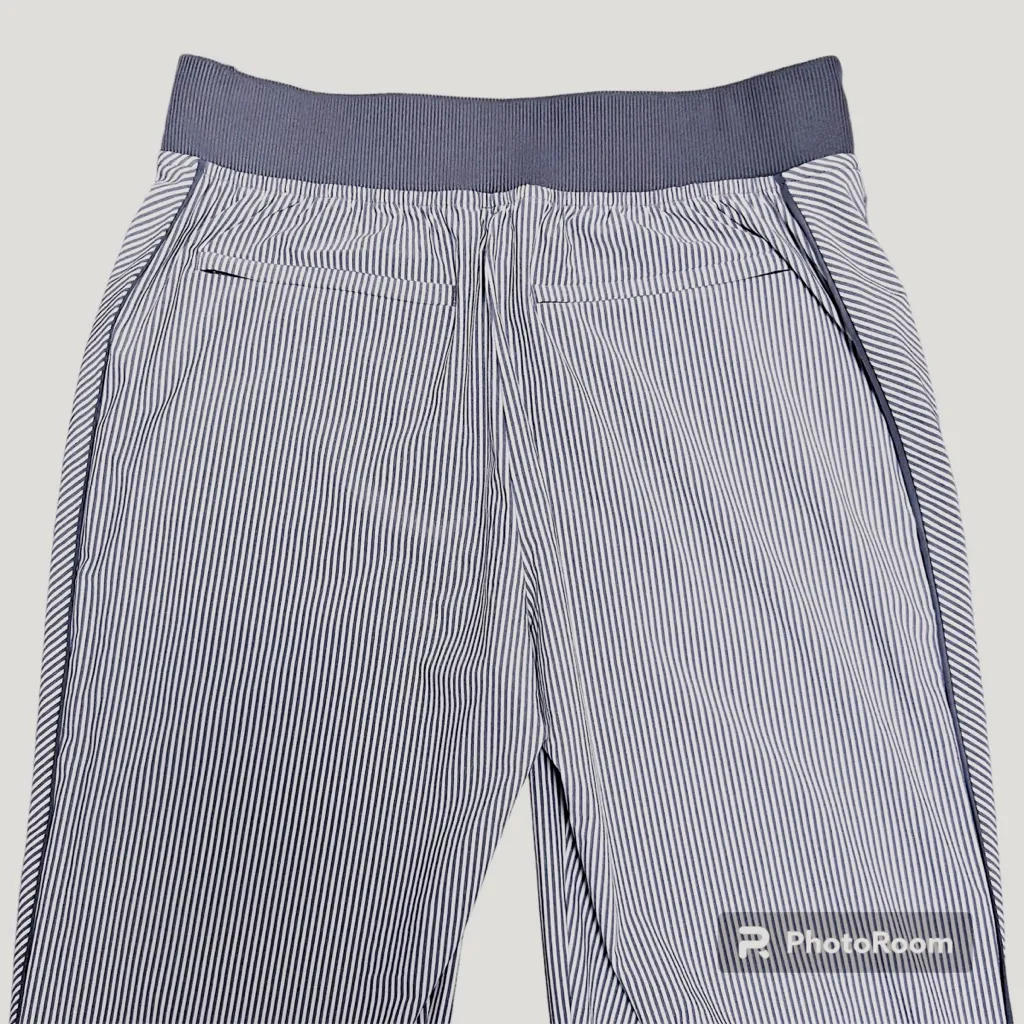 Athleta Gray Off White Stripe Brooklyn Ankle Pant Pull On Stretch Tapered 4 - Image 5