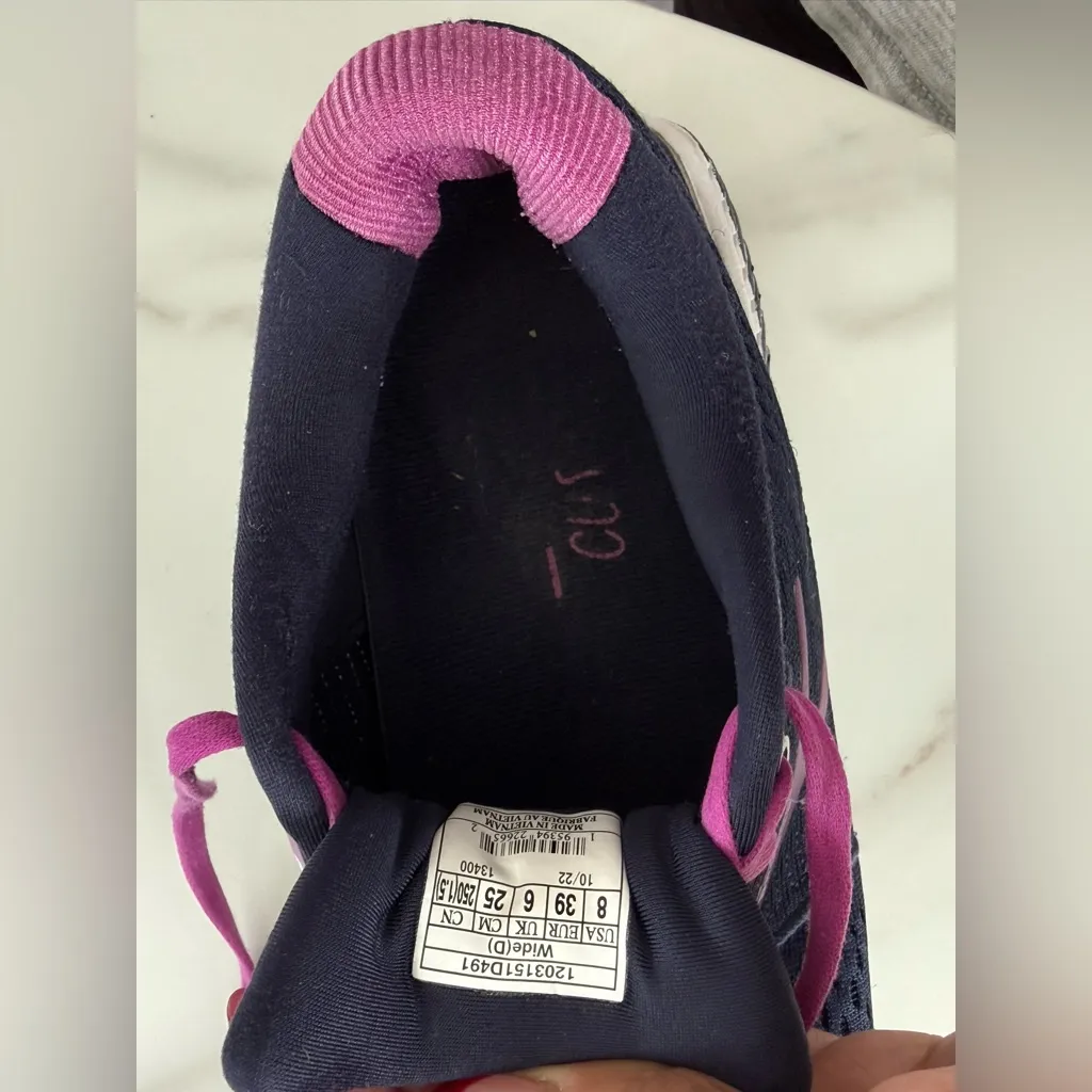 Brooks Women's Athletic Shoes - Dark Blue and Magenta - Image 6