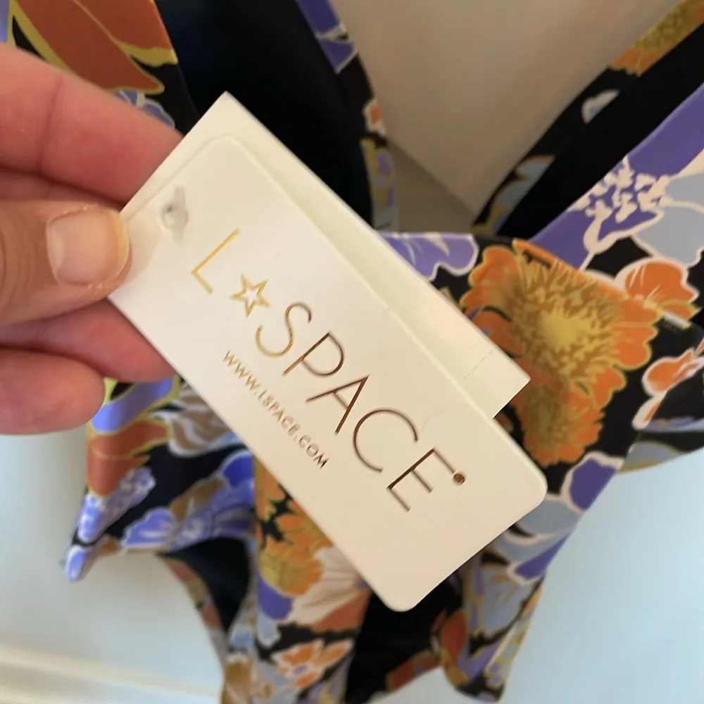 L Space Katniss One Piece Swimsuit NWT - Image 6