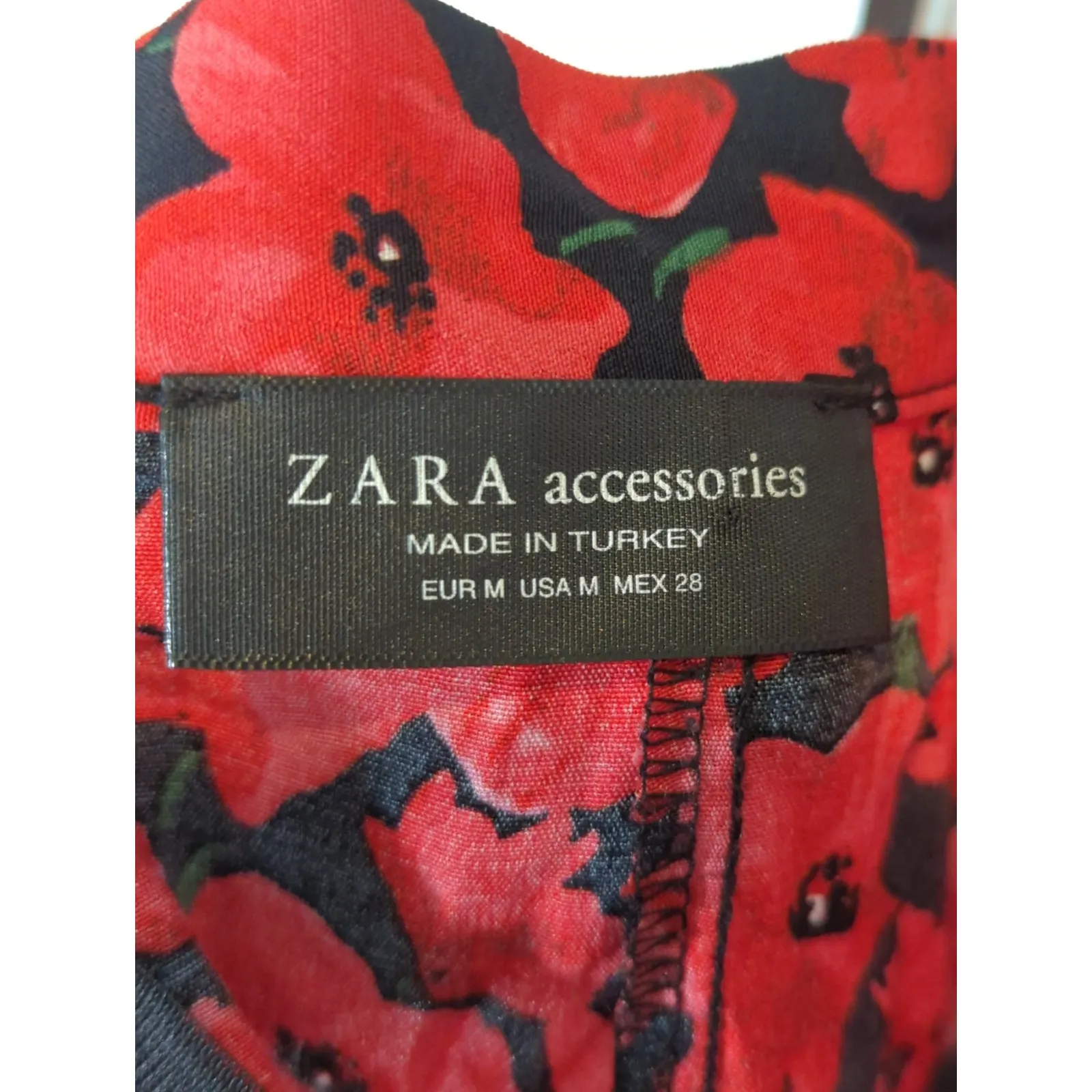 Zara Red & Black Poppy Floral Printed Skirt Women's Medium‎ Bold Colorful Casual - Image 5