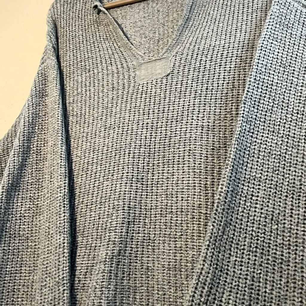 Mine Gray Wide V - Image 3