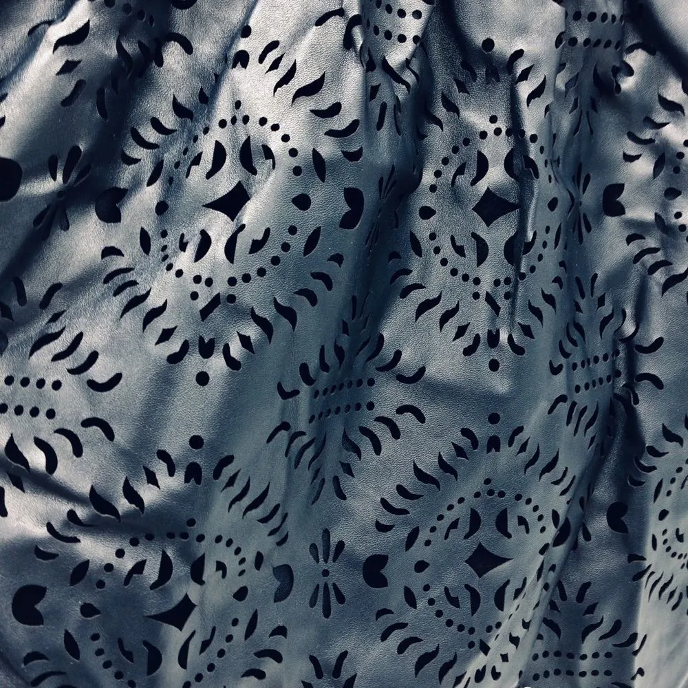 Piperlime Collection Vegan Leather Mini Skirt w/Laser Cutouts/Scallop Hem Size S Blue - Image 6