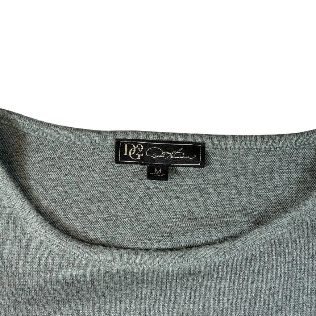 DG2 Diane Gilman Long Sleeve Pleated Detail Size Medium Green - Image 2