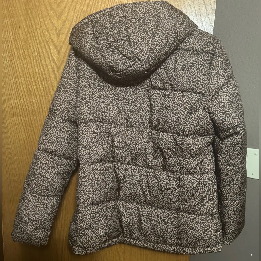 NWT Amazon essentials puffer women’s winter coat/jacket Brown Size M - Image 3