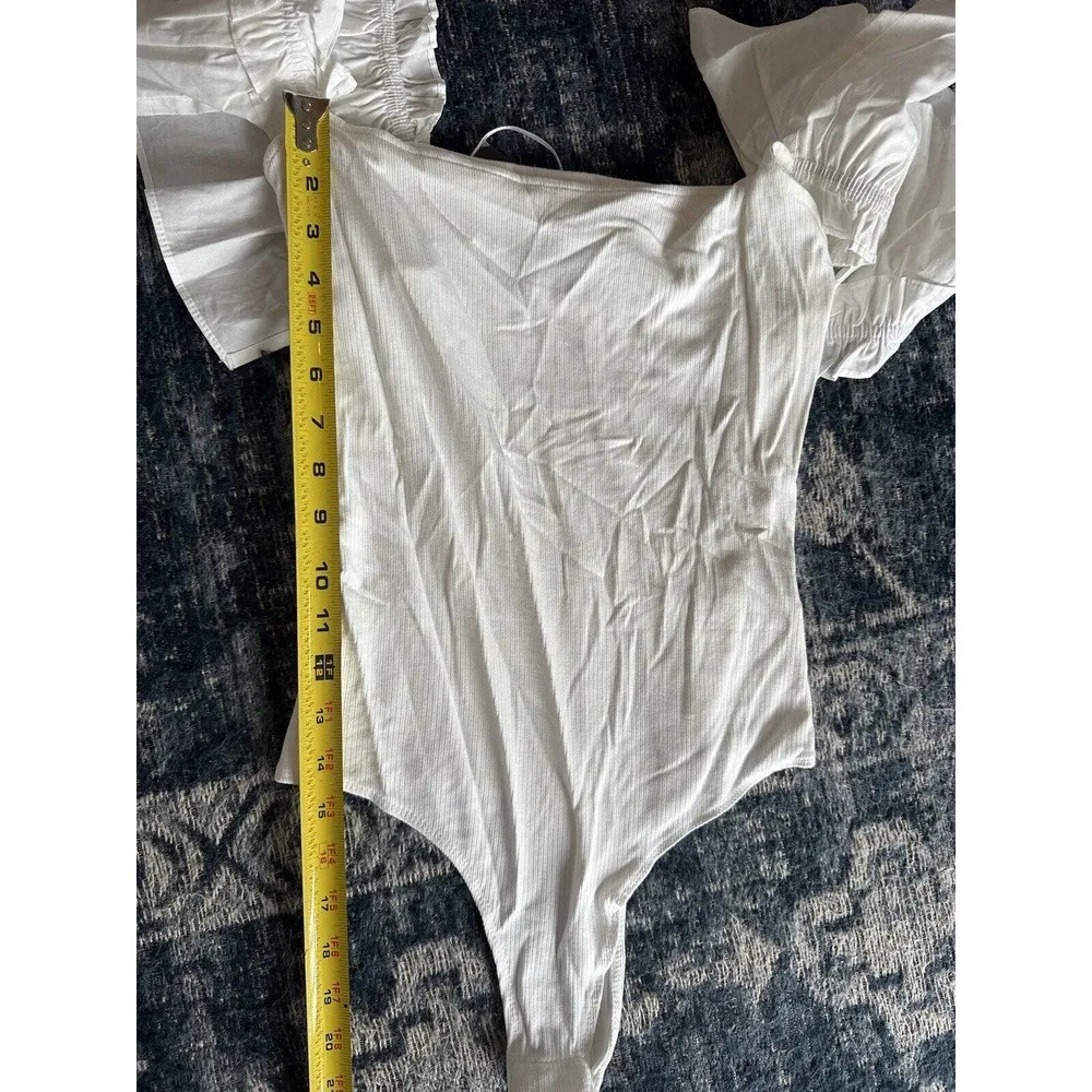 Les Lis Women's Ruffled Ribbed Bodysuit Size Large Creamy White One Piece NWT - Image 10