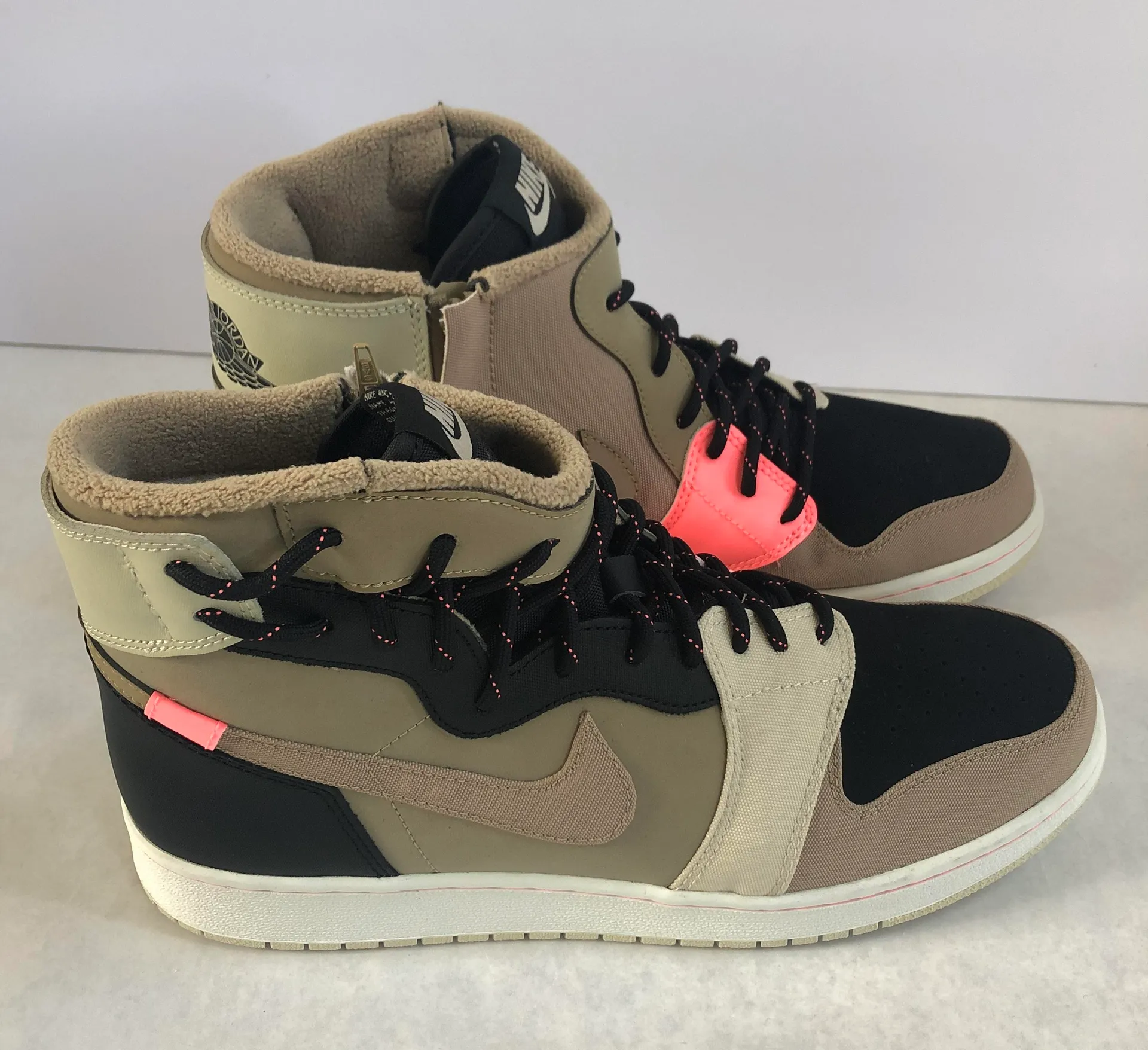 Air Jordan 1 Retro Rebel - Image 3