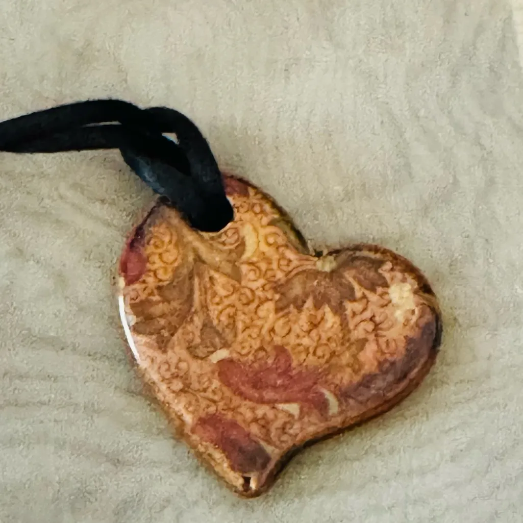 Vintage Sarah Coventry "Batik" Heart - Image 3