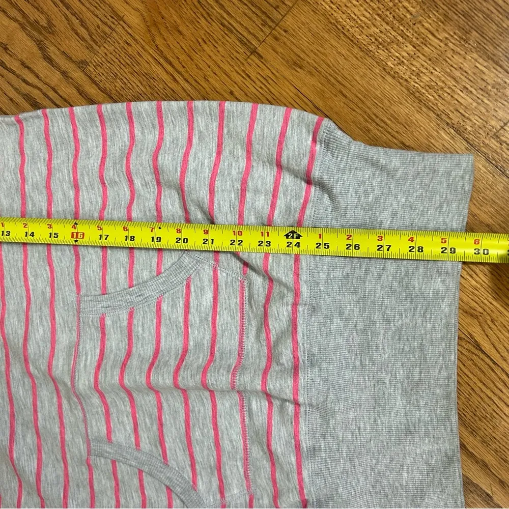 Y2K lei | Lara Tissue Fleece Striped Pullover Top - Image 11