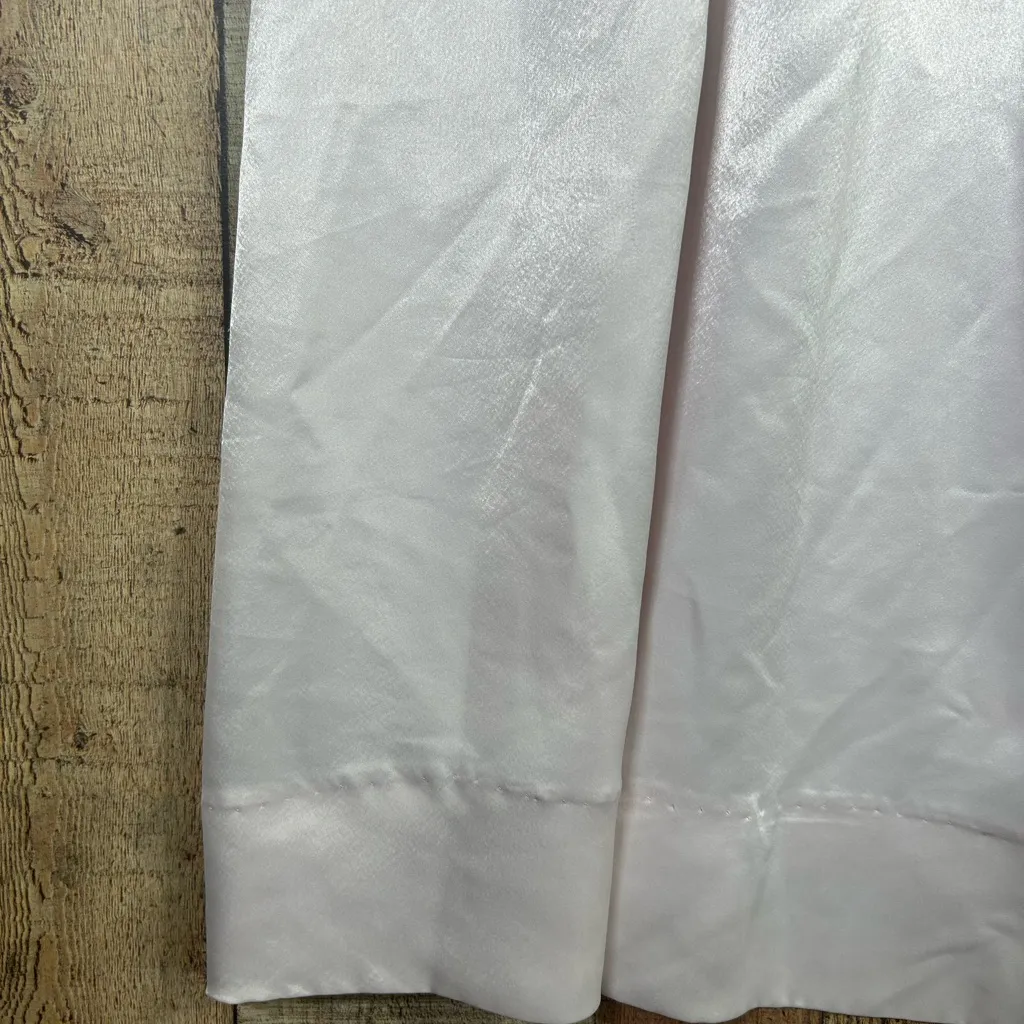 Vintage Natori Satin Large Prairie Nightgown Floral Applique Romantic Sleepwear - Image 4