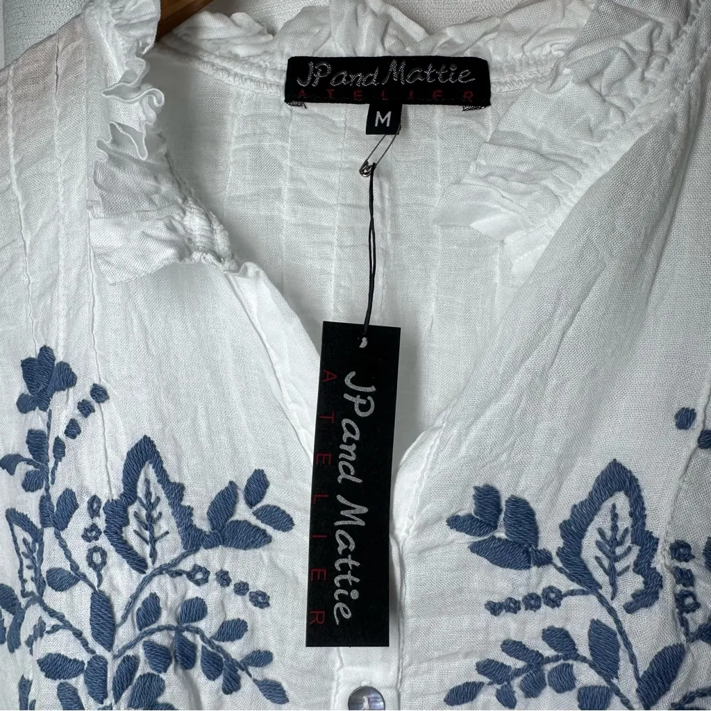 NWT Sundance JP And Mattie White Blue Sabine Embroidered Floral Blouse Top M Size M - Image 6