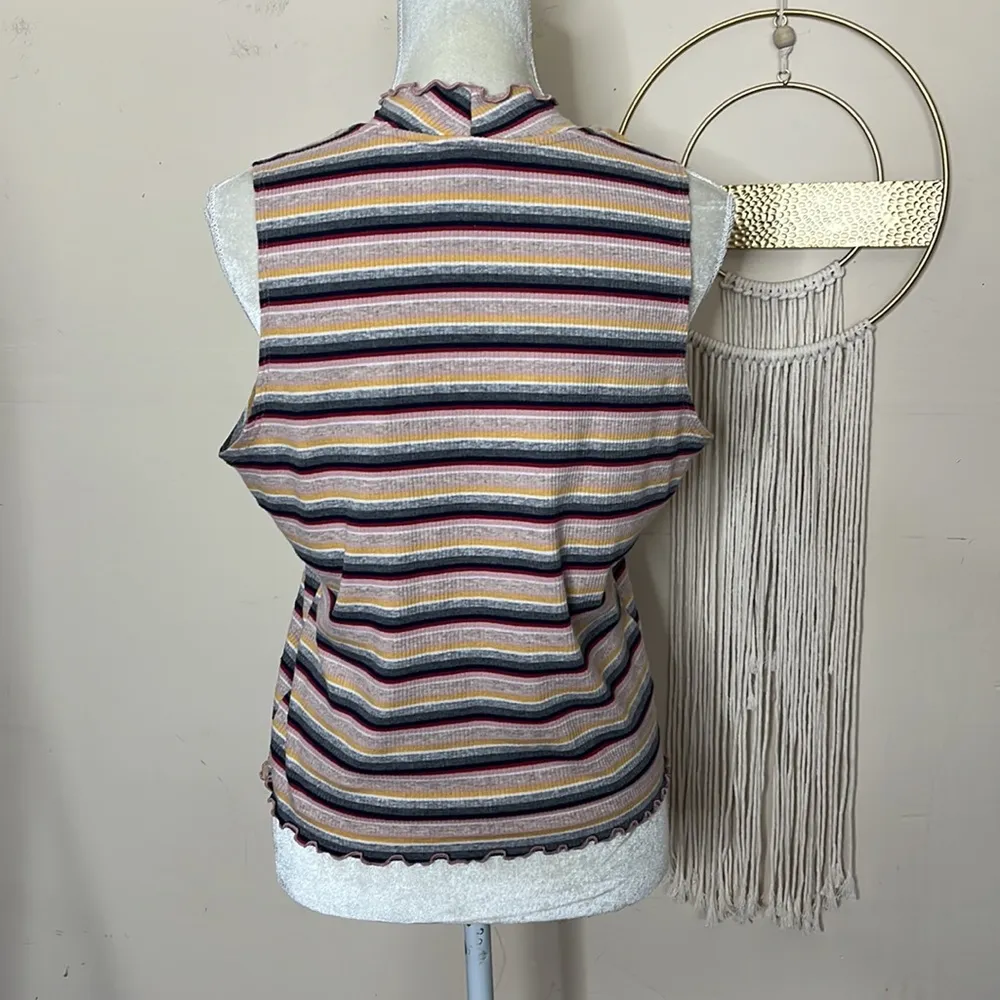 Candies • striped lettuce edge sleeveless top - Image 75
