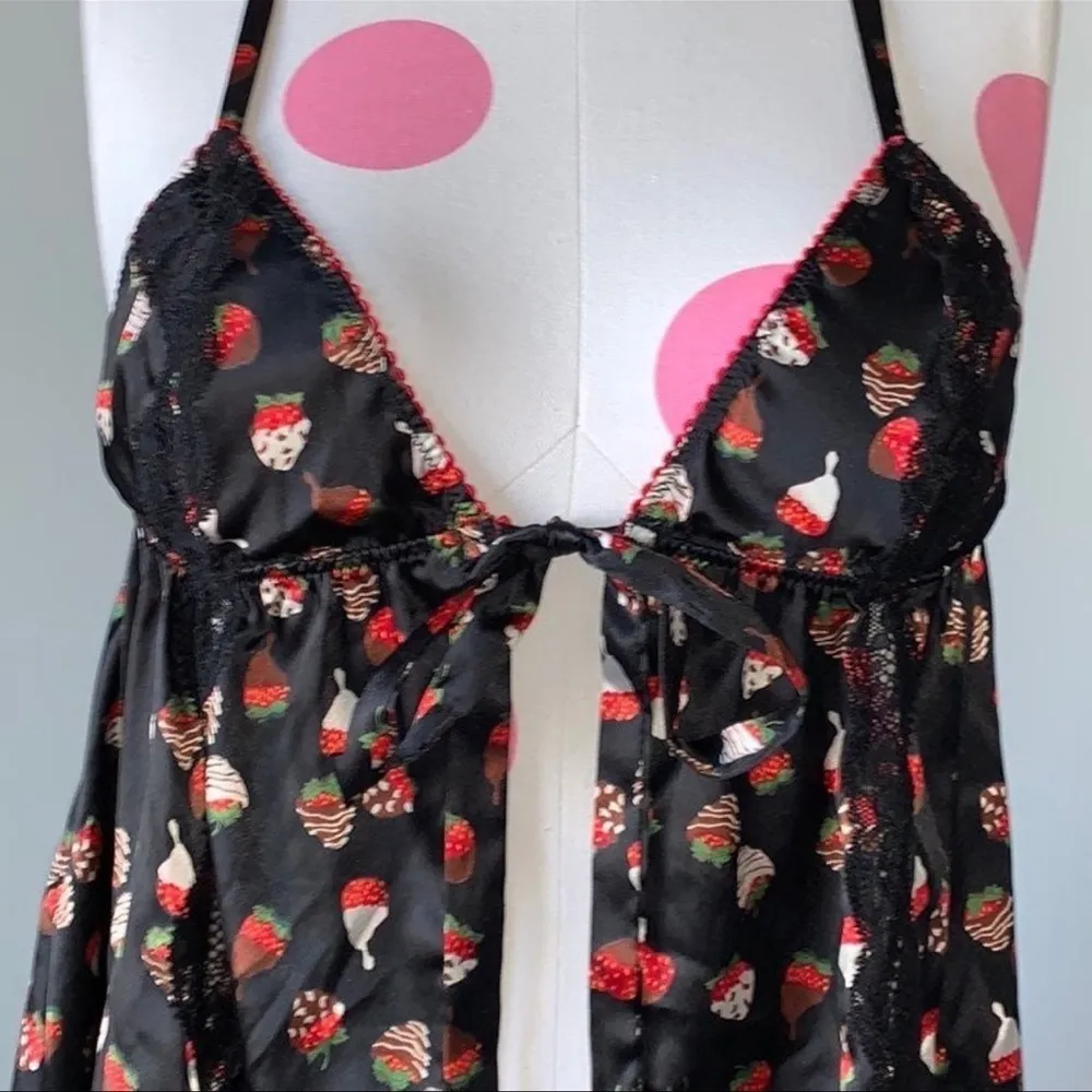 Victoria’s Secret Chocolate Covered Strawberries Babydoll - Image 4