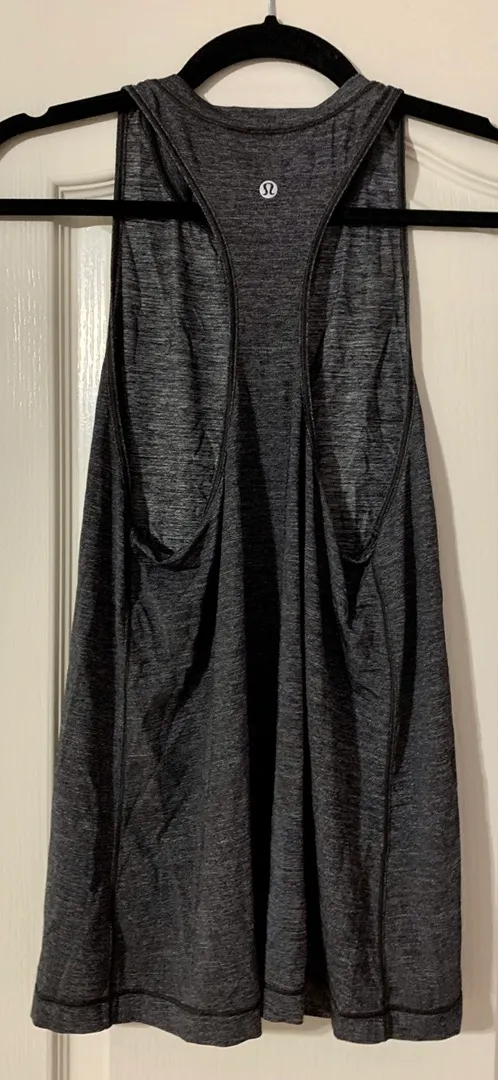 Lululemon Gray Racerback Tank Top - Image 4