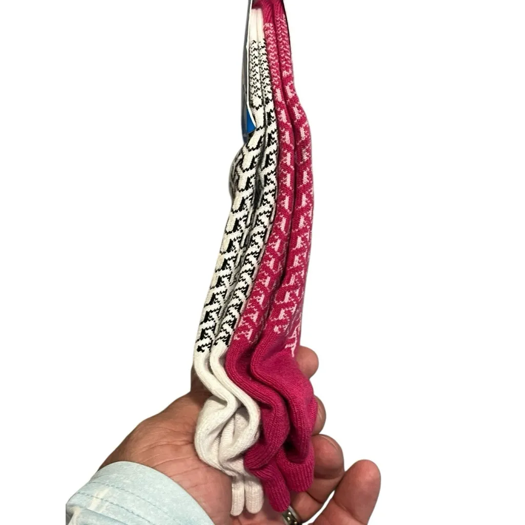 Columbia No Show Socks 2 Pairs Womens Shoe Size 4-10 Cushioned Fuchsia White NWT - Image 3