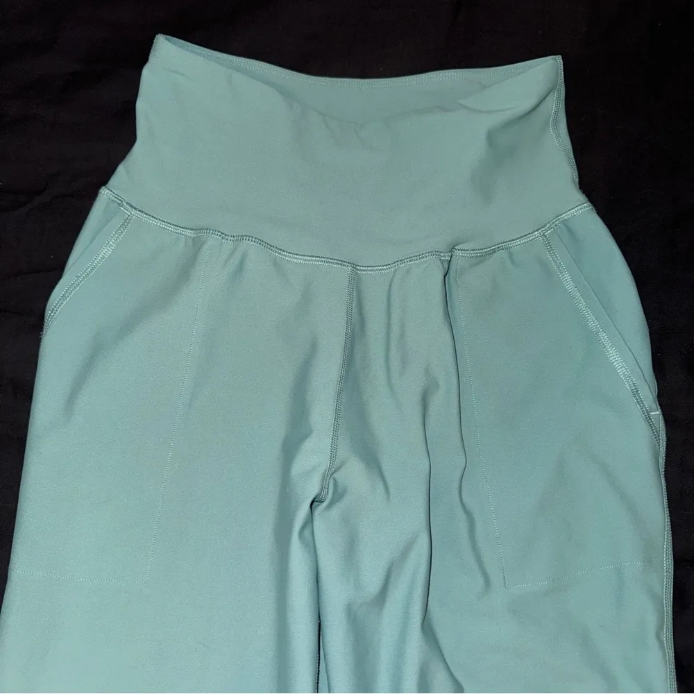 Old navy active blue joggers - Image 2