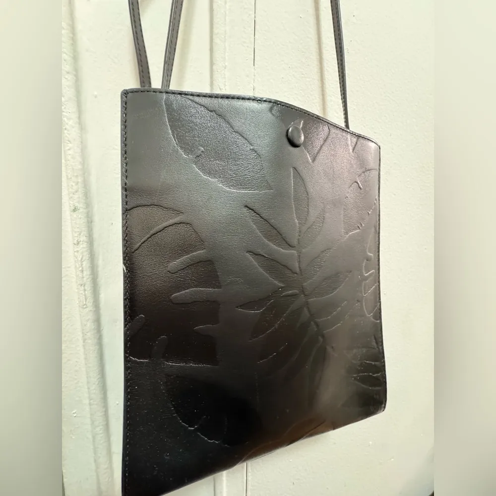 Steven Alan Camden Crossbody Black Leather Shoulder Bag Purse 3D palm leaves - Image 3