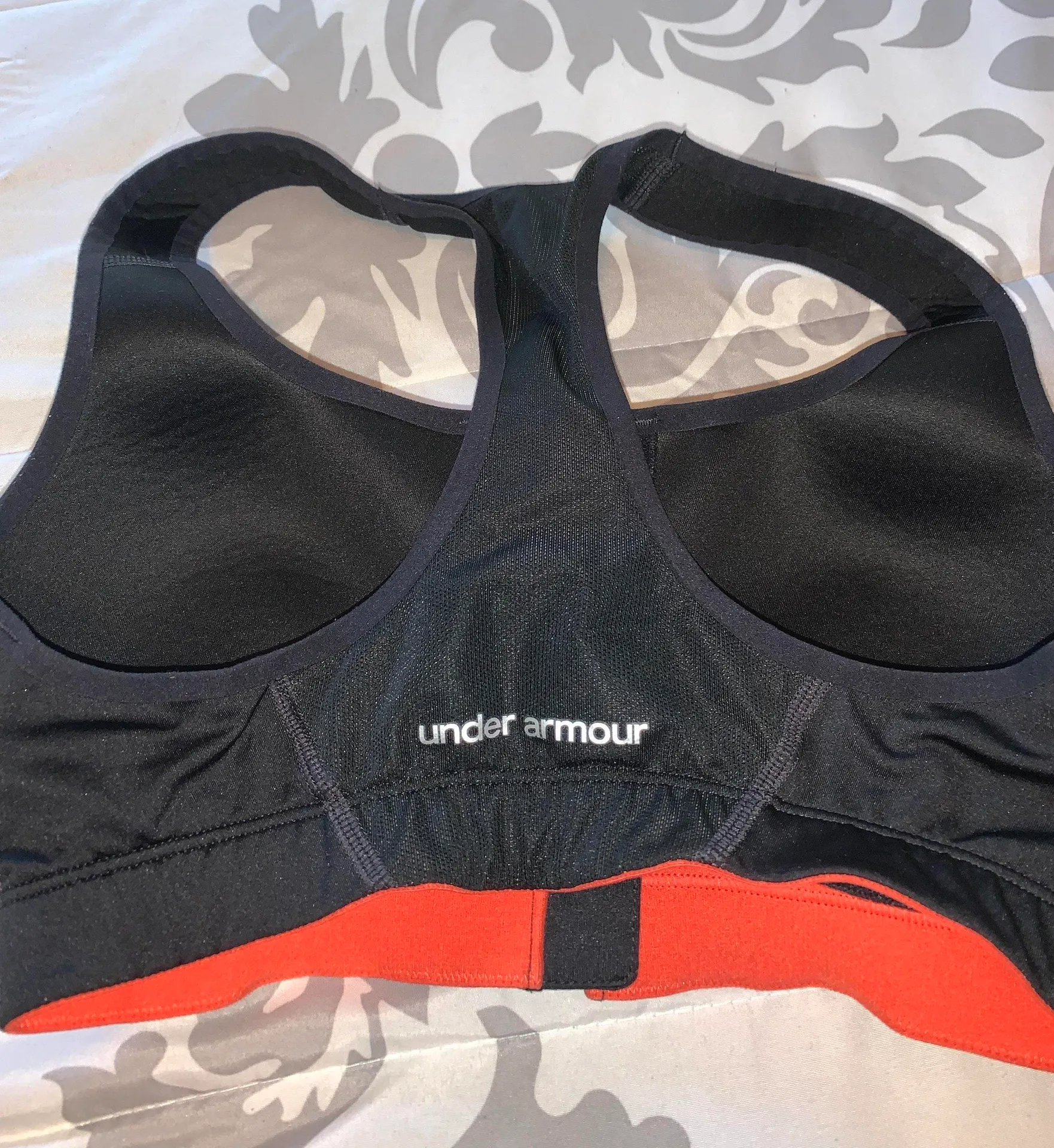 Under Armour Zip up  Sports bra - Image 2