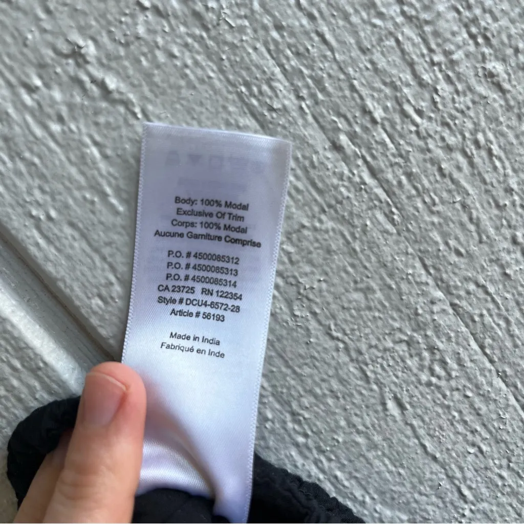 Aritzia Wilfred Nanterre Wide Leg Flowy Crop Pants Gauchos in Black Size XS - Image 10