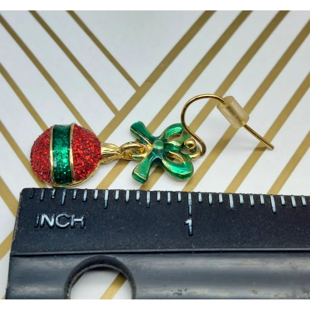 Cute Lot of 3 CHRISTMAS Earrings Dangle Ornament Holly Studs and Wreaths & Bows - Image 8