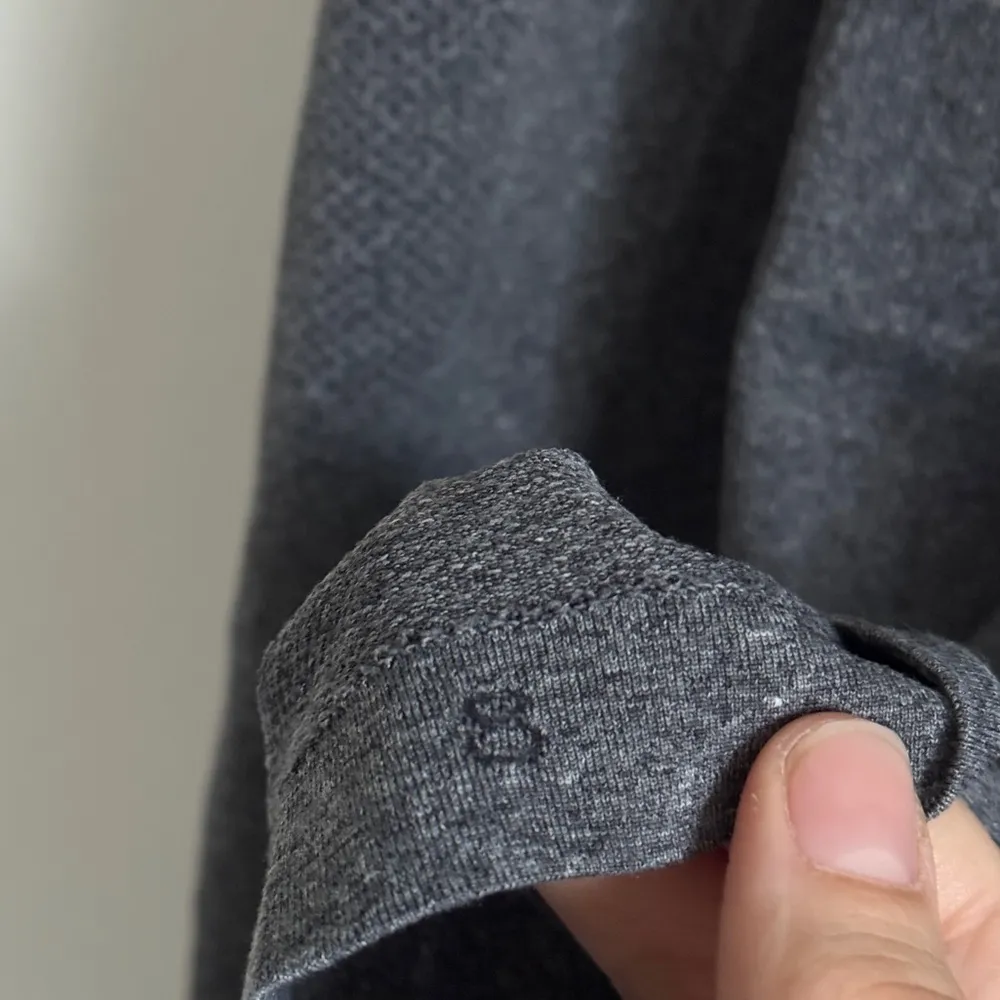 Lululemon  Swiftly Tech Tank Top Gray Size 8 Racerback - Image 5